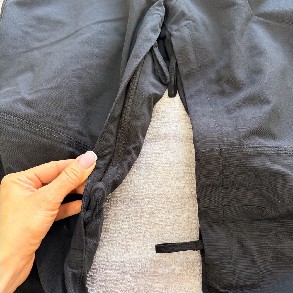 NWT! Dakine Unisex A-1 Black Snow pants, Size S - Picture 7 of 16